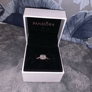 Pandora Ring